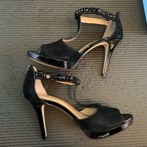 Antonio Melani Carrigan Heels size 9.5 - Picture 4 of 9